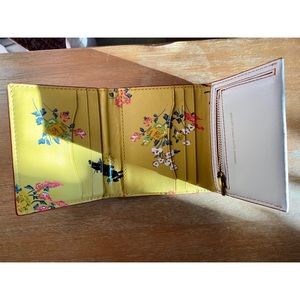 Coach 1941 small trifold wallet in chalk